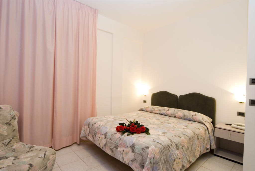 Hotel Il Quadrifoglio Cascia Exterior photo